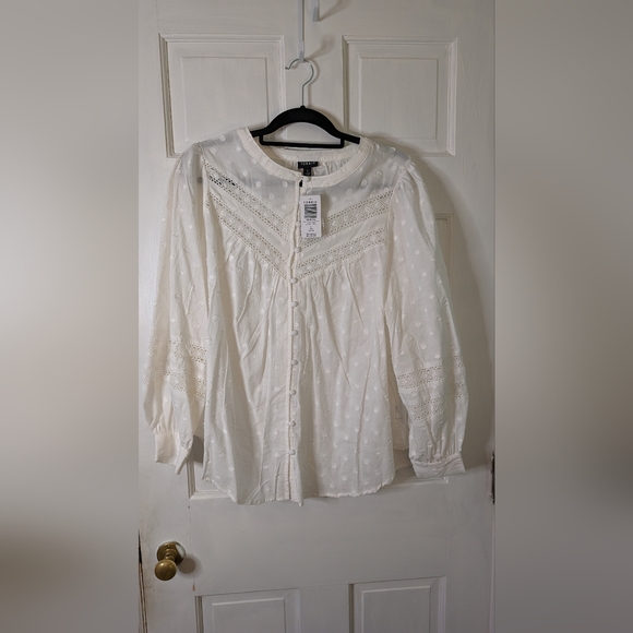 Torrid Cotton Clip Dot Lace Trim Long Sleeve Top size 1x NWT - Picture 3 of 9